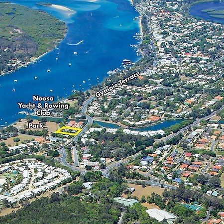 Aparthotel Regency Waterfront Noosa à Noosaville Extérieur photo
