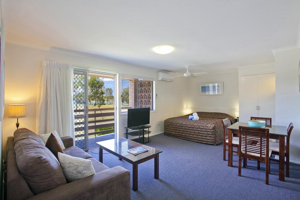 Aparthotel Regency Waterfront Noosa à Noosaville Extérieur photo